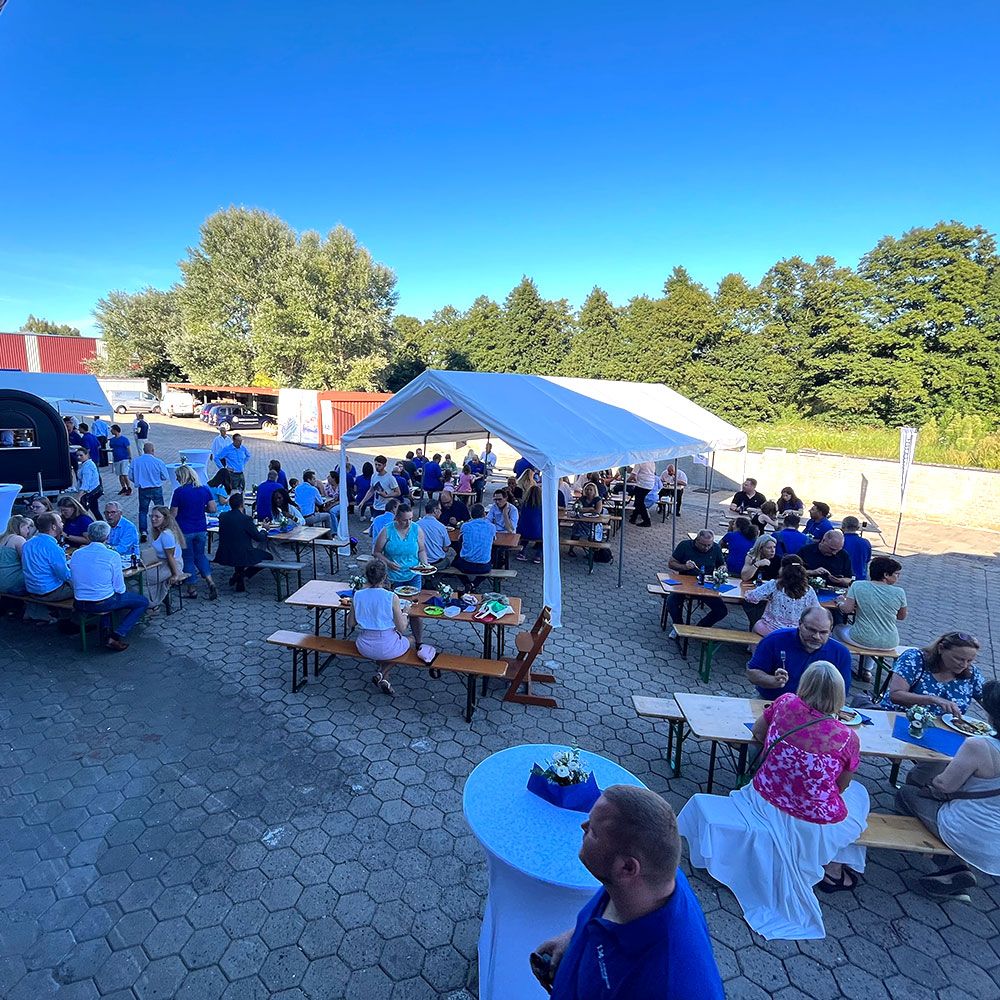 Barbecue buffet at the opening ceremony of our new company headquarters in Seevetal-Hittfeld